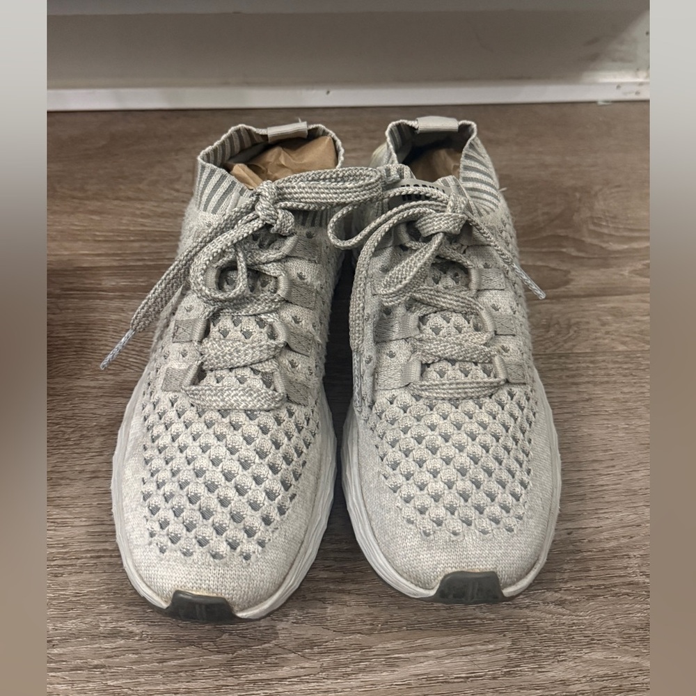 Nobull all day sneaker worms size 8.5 men’s 7